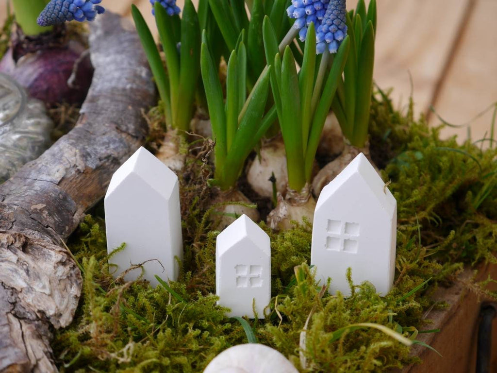 Mini Häuschen aus Raysin, Dekohäuschen, Dekohaus, 100017
