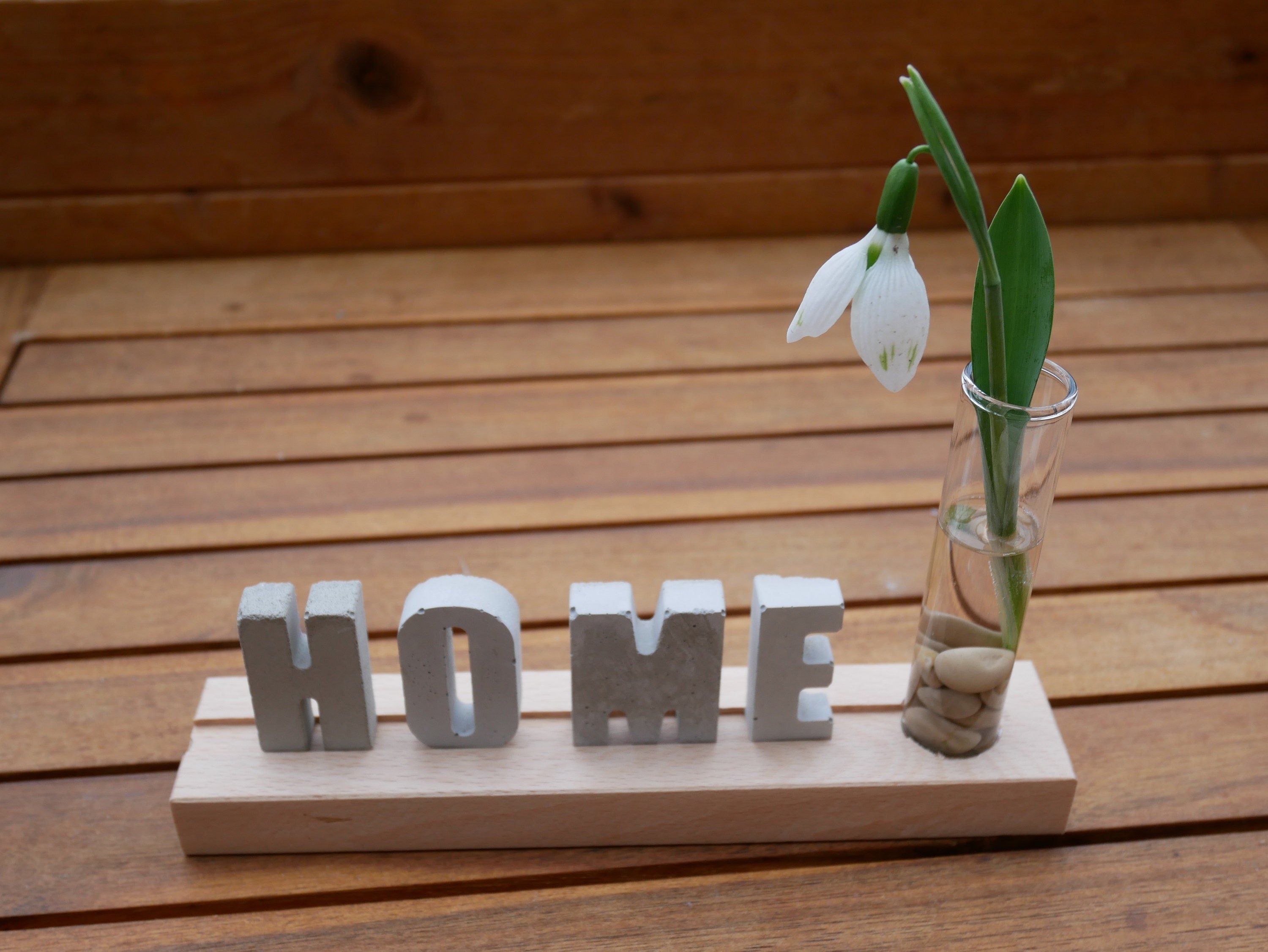 Buchstabenleiste, Betonbuchstaben, Dekoration, Fensterdekoration, Geschenk