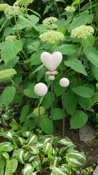 Deko Herz, Beton Herz, Gartendeko, Herz für den Garten, Dekoration, Grab Deko, Gartenstecker, 100029
