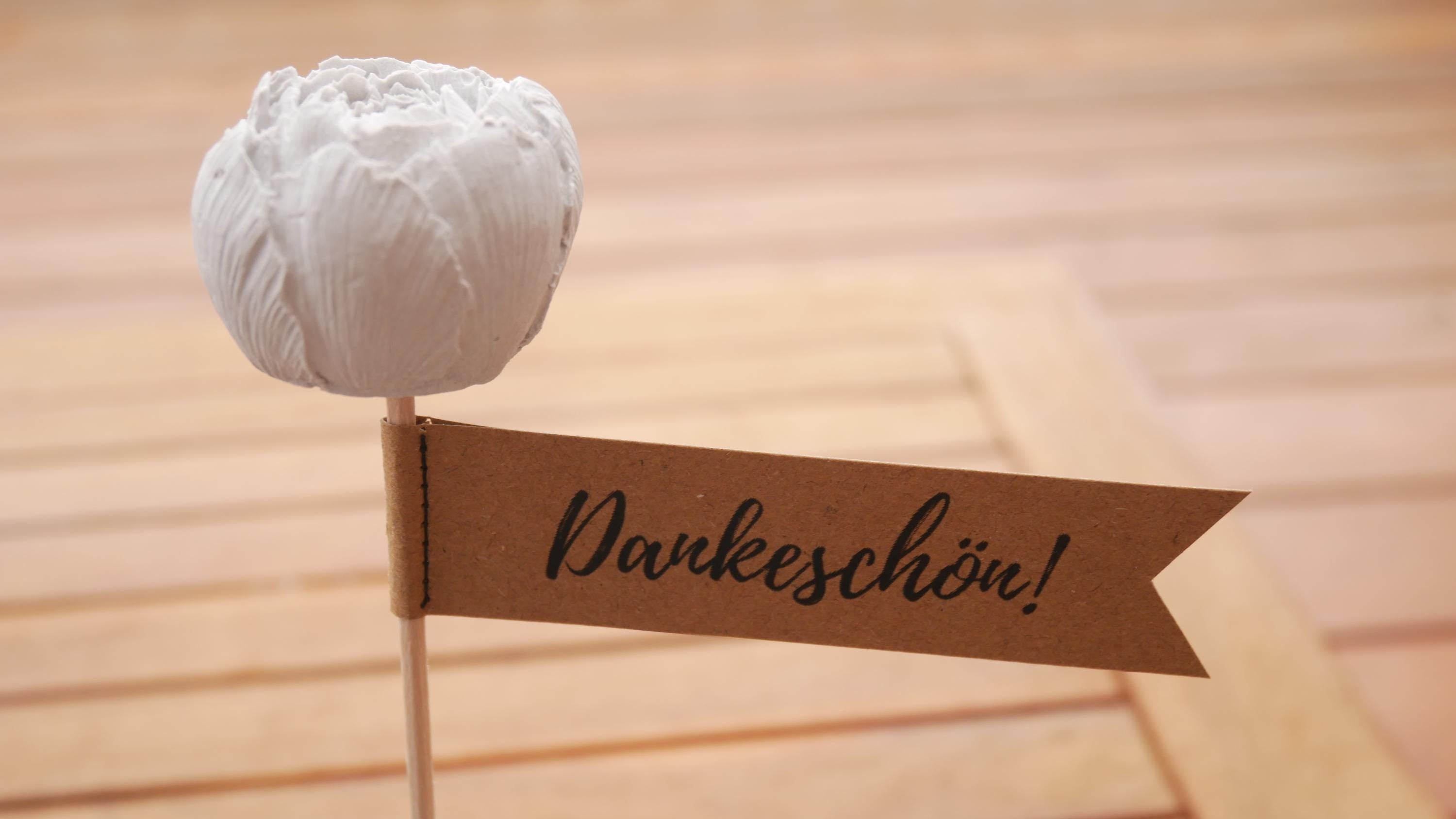 grauer Beton Blumenstecker, kleines Geschenk, nette Botschaft, Mitbringsel