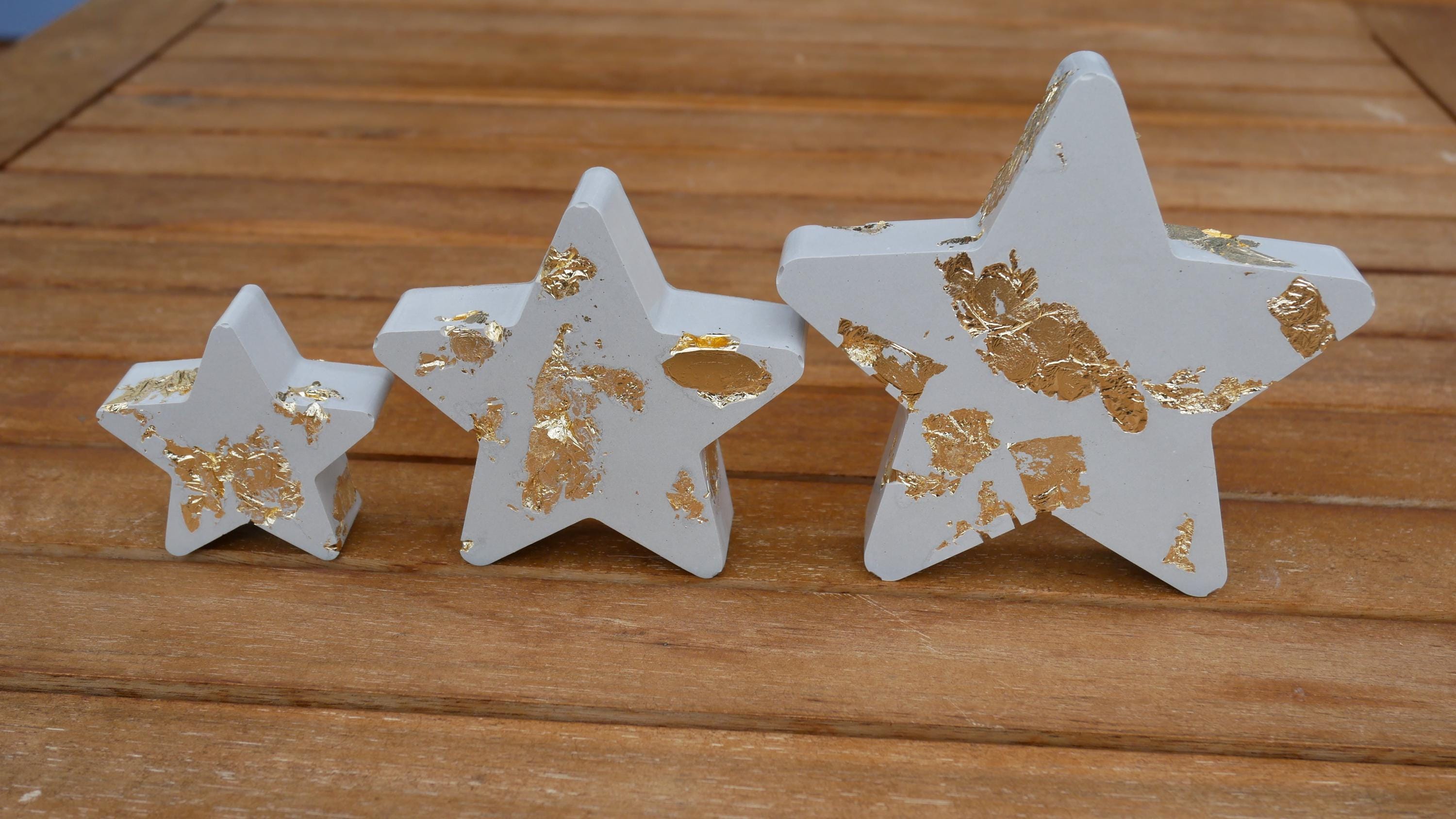 Deko Stern, Beton Stern, Weihnachtsdekoration, Weihnachten Stern, Tischdeko Weihnachten, Betonstern mit Blattgold