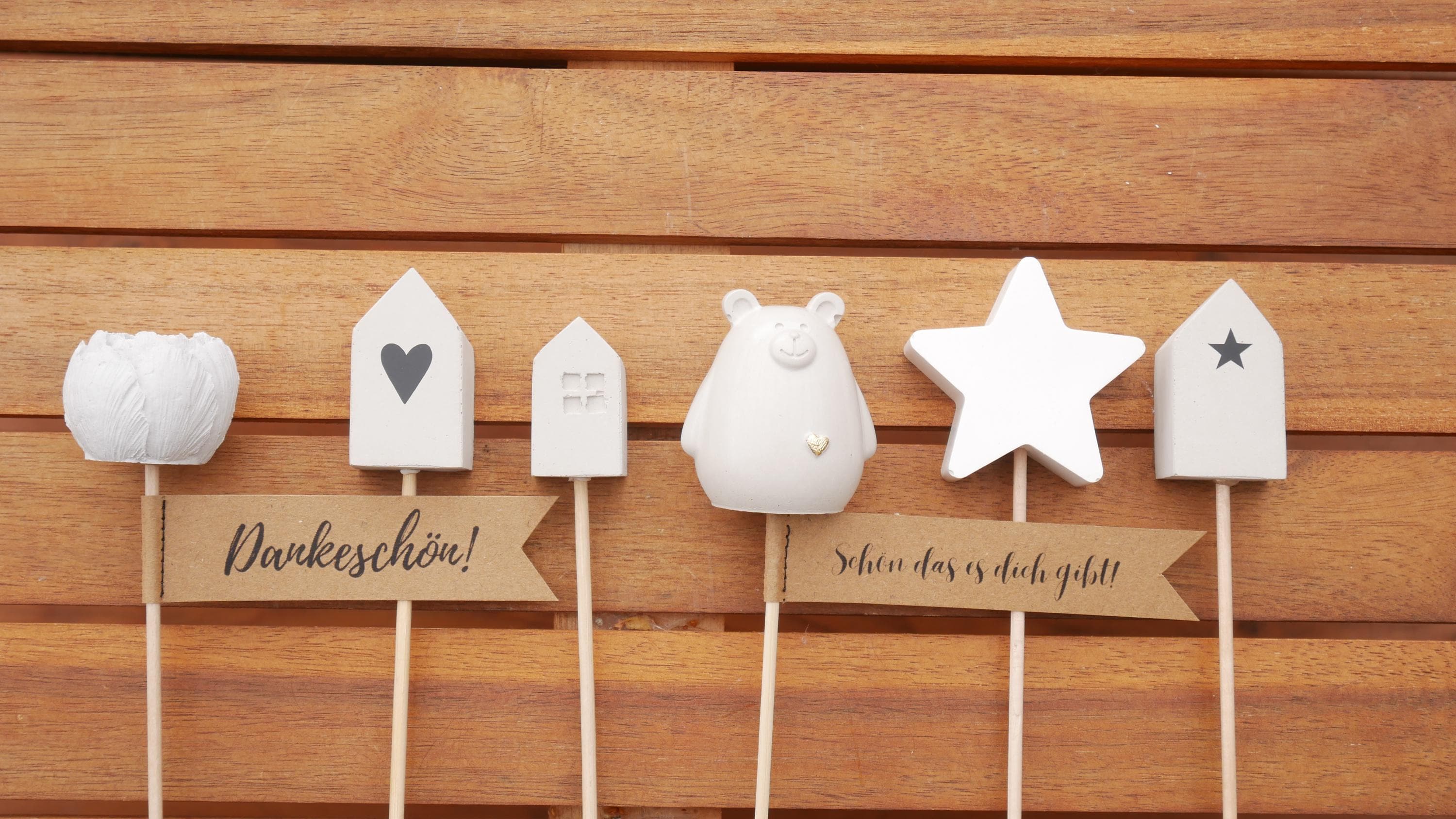 weißer Raysin Blumenstecker, kleines Geschenk, nette Botschaft, Mitbringsel
