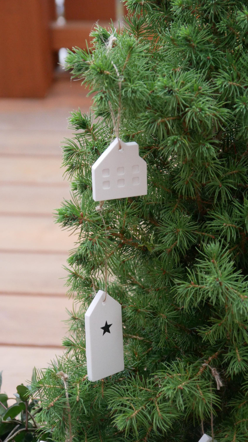 Geschenkanhänger, Dekoanhänger, Tannenbaumschmuck,Schmuckanhänger, Häuschen, Minihaus, Skandi Deko, Skandinavische Deko