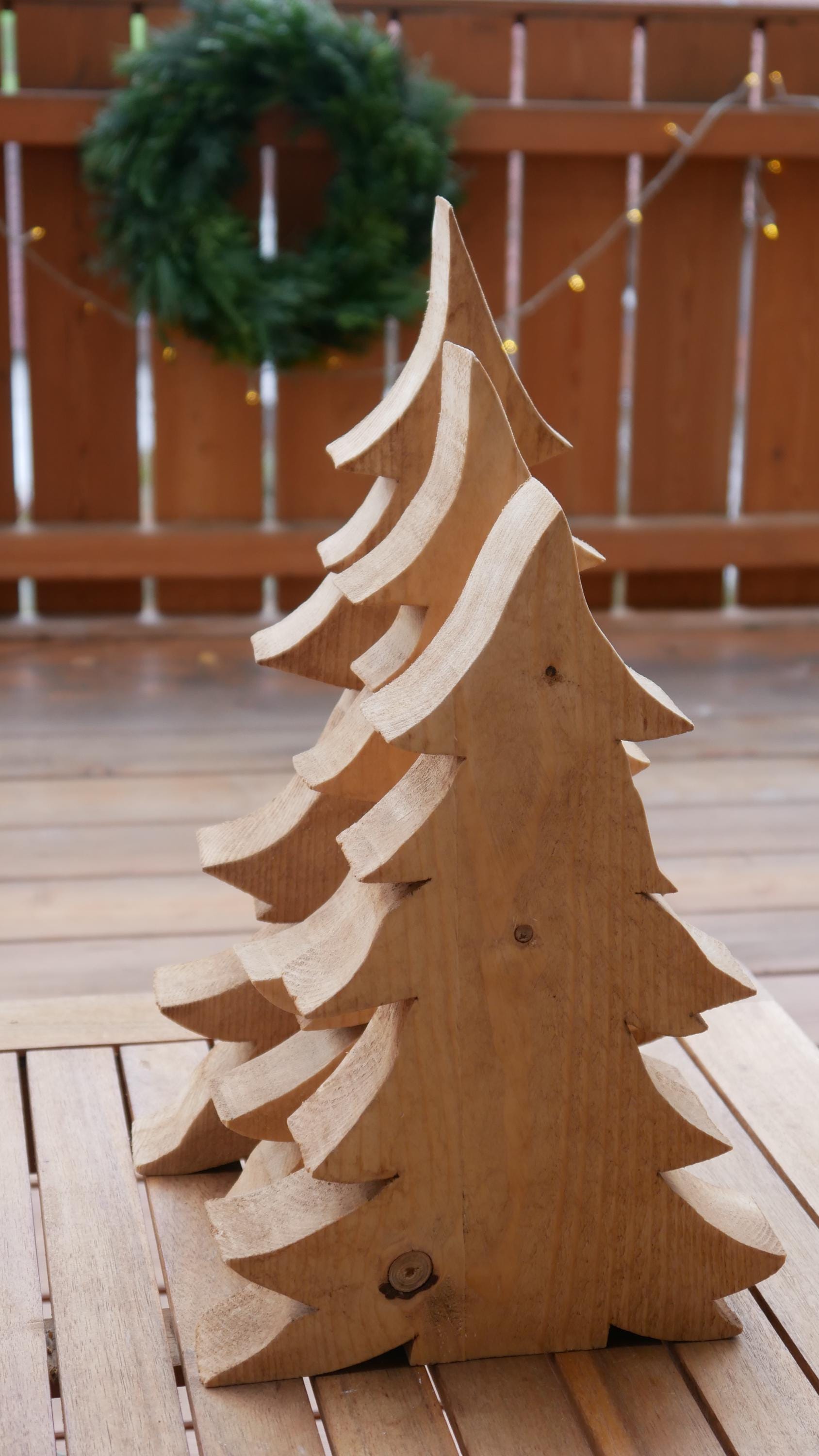 große Tannenbäume, Holztanne, Dekotannen, Winter, Weihnachten, Dekoration Haustüre, Winterdekoration Haustüre