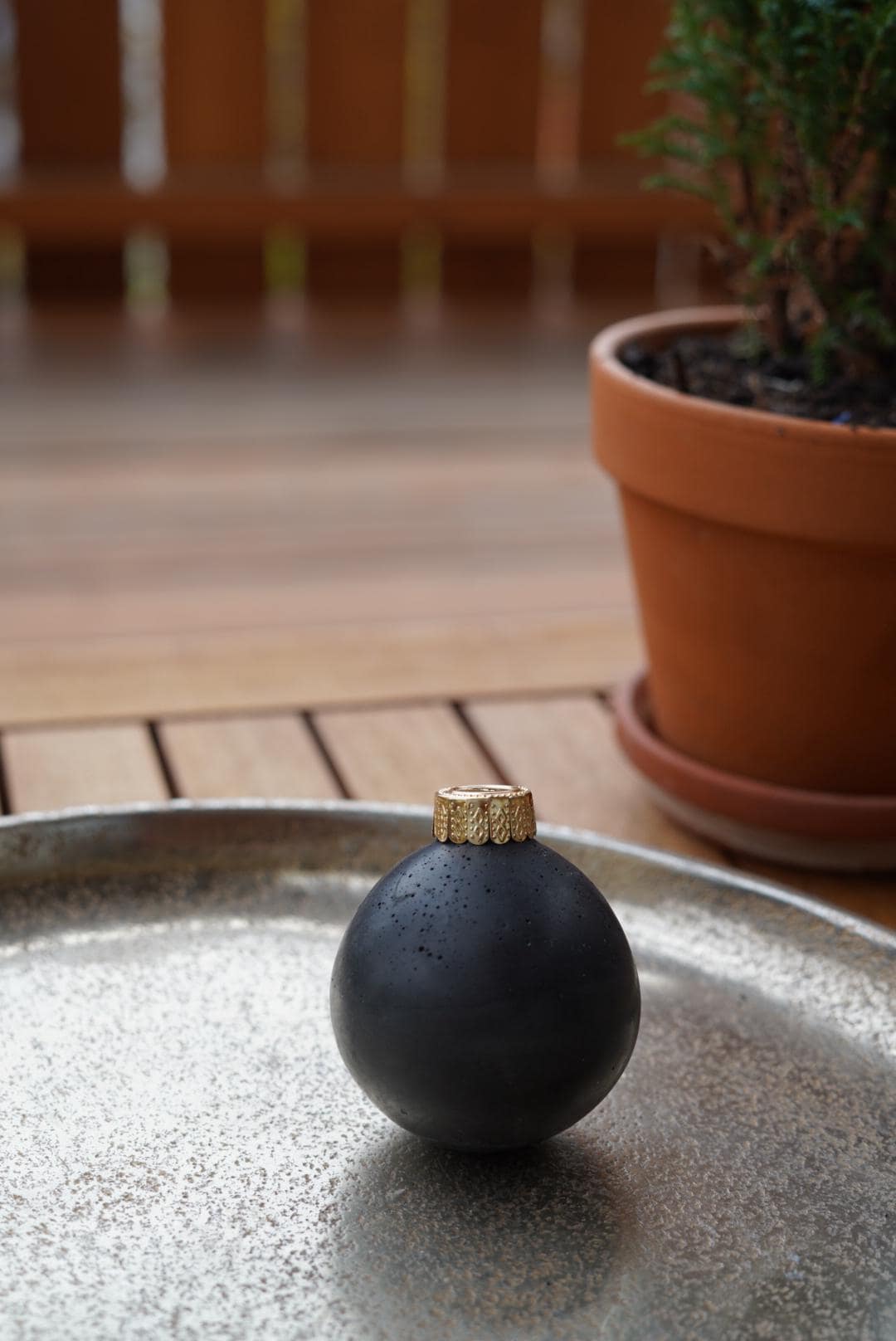 Christbaumkugel aus Beton, Beton Kugel, Beton Dekoration, Weihnachtsdekoration