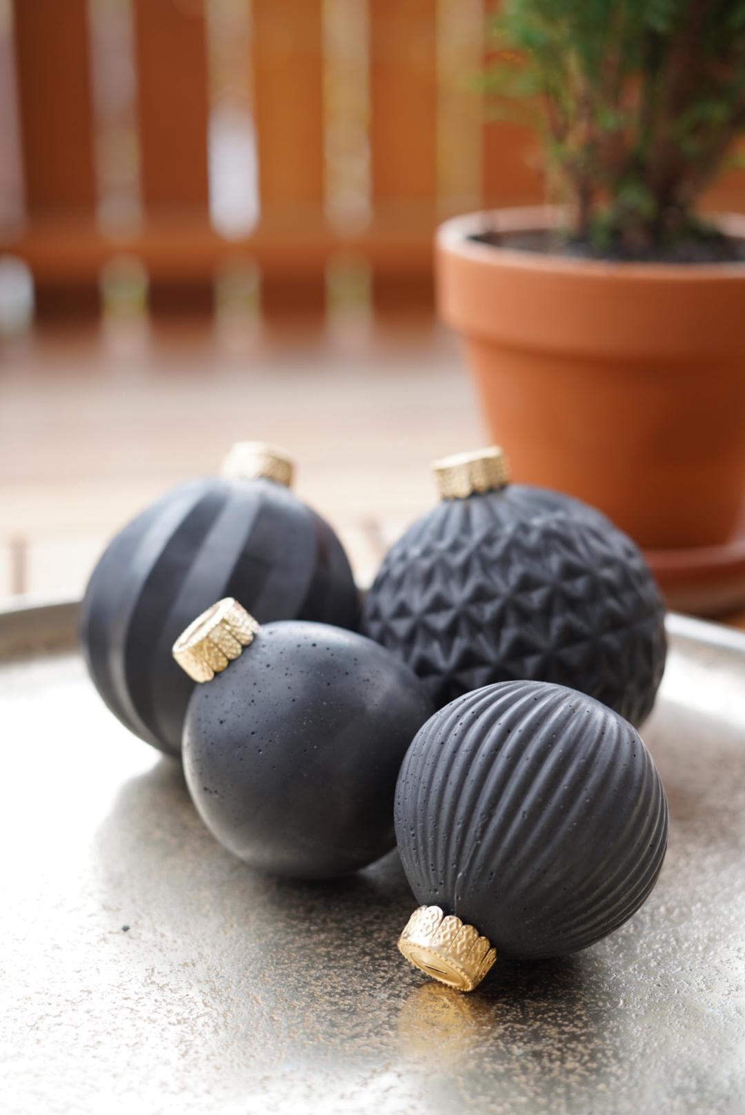 Christbaumkugel aus Beton, Beton Kugel, Beton Dekoration, Weihnachtsdekoration