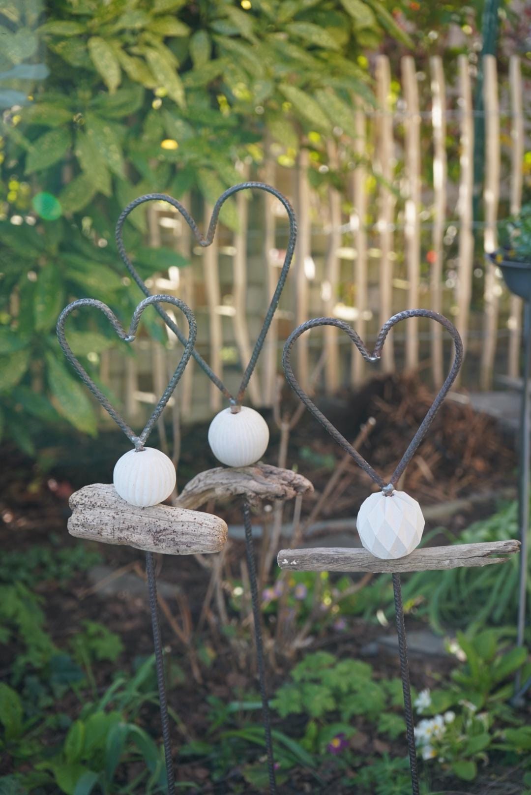 Baustahl Herz, Deko Herz, Gartenstecker Herz, Gartendeko, Stab für den Garten, 100027