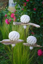 gemusterte Deko Kugel, Beton Kugel, Gartendeko, Kugel für den Garten MIT Holzstück und kleiner Kugel, Gartenstecker, shabby, hygge