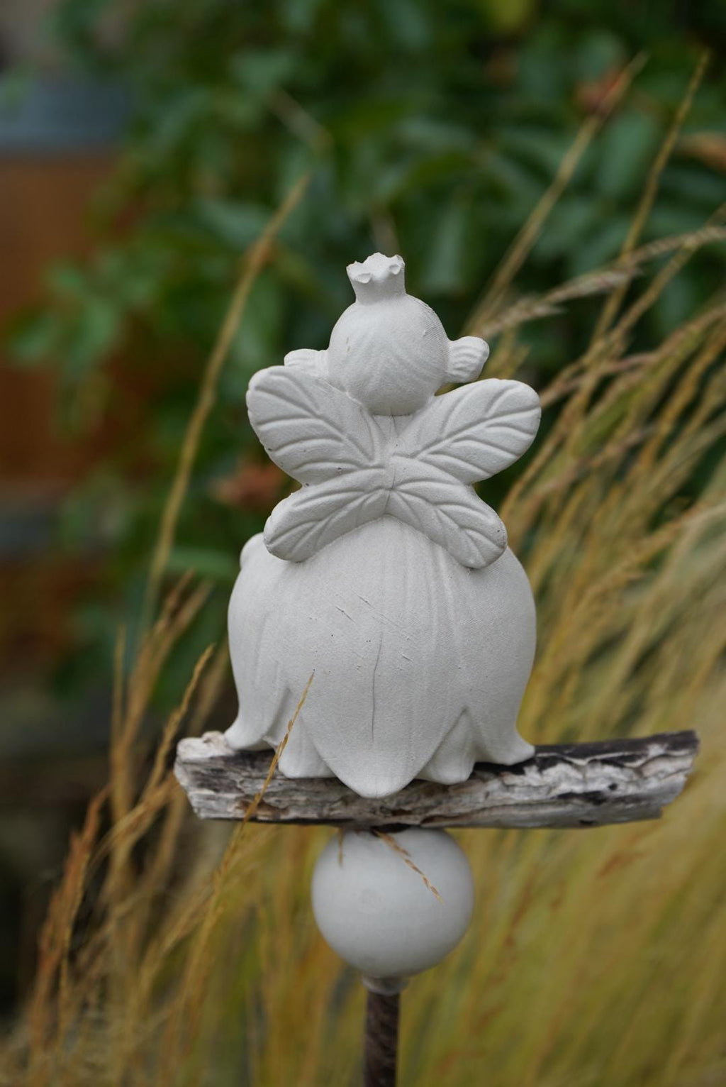 Deko Vogel, Beton Vogel, Gartendeko, Elfe, Gartenstecker mit Betonfigur, Baustahl, Blumenmädchen